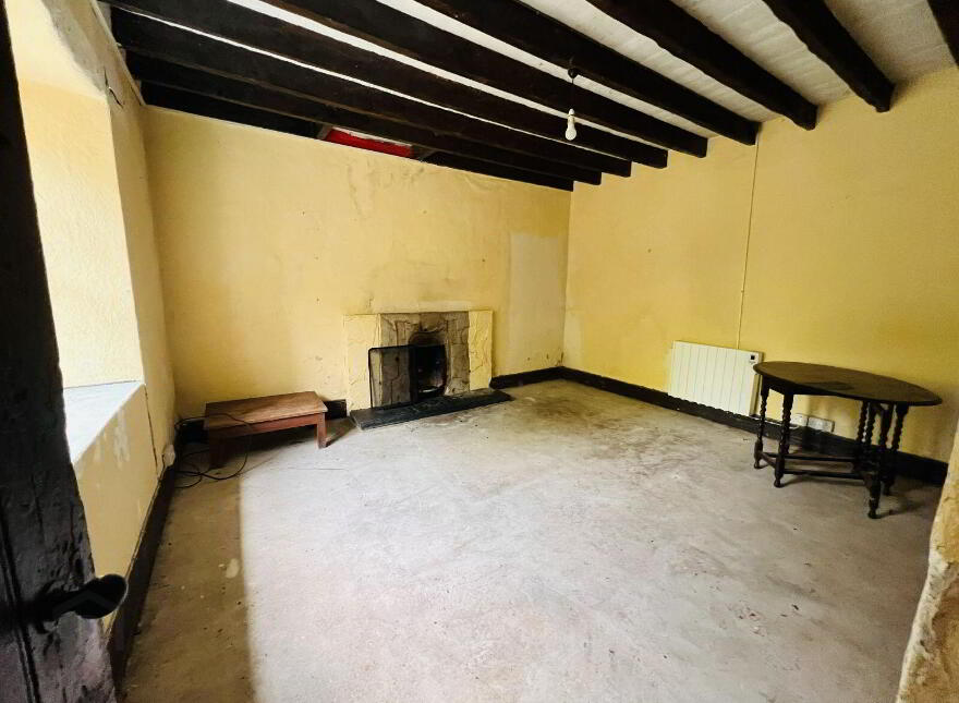East, Lodge, Mount Pleasant, Bandon, P72KD50