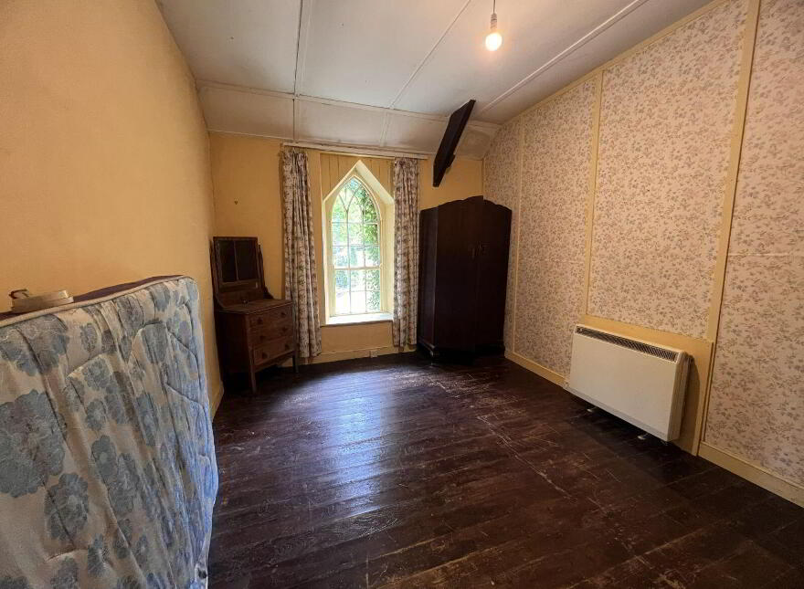 East, Lodge, Mount Pleasant, Bandon, P72KD50