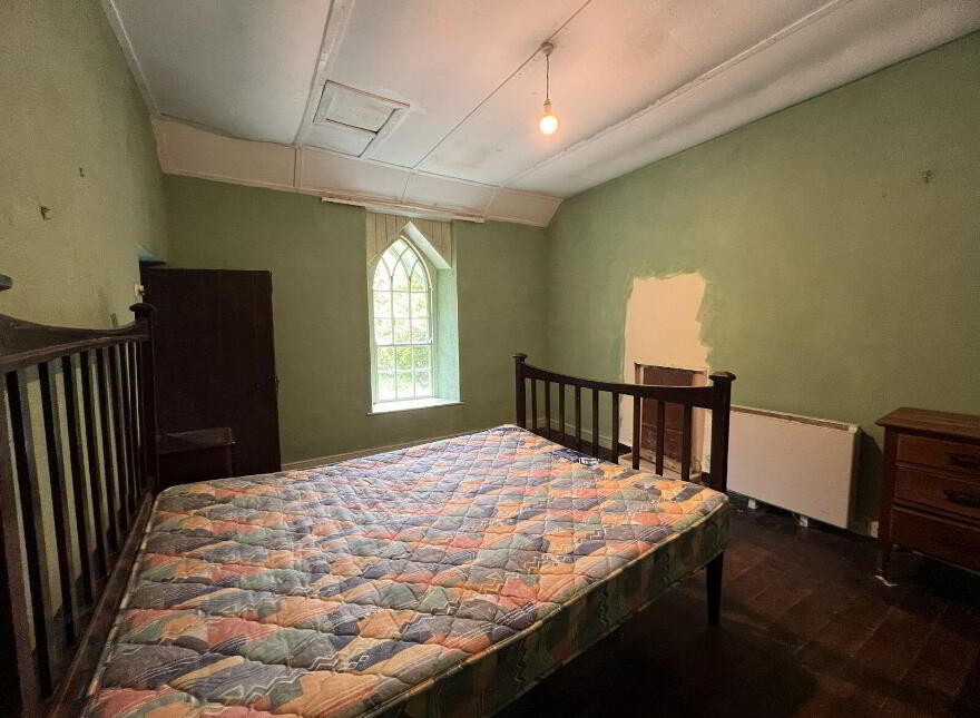 East, Lodge, Mount Pleasant, Bandon, P72KD50