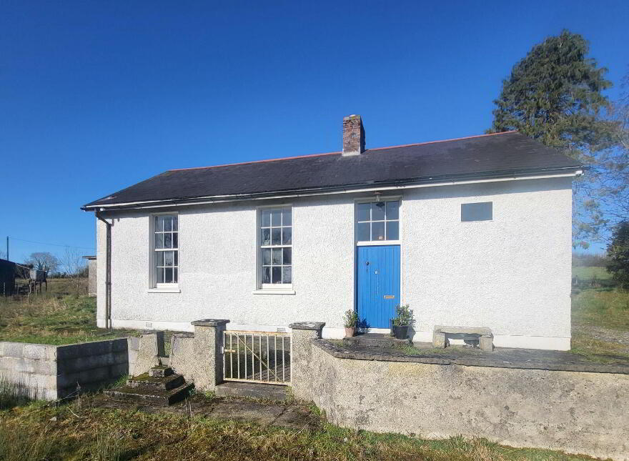 Lakeview School, Cloongarvan, Hill Street, F42N938