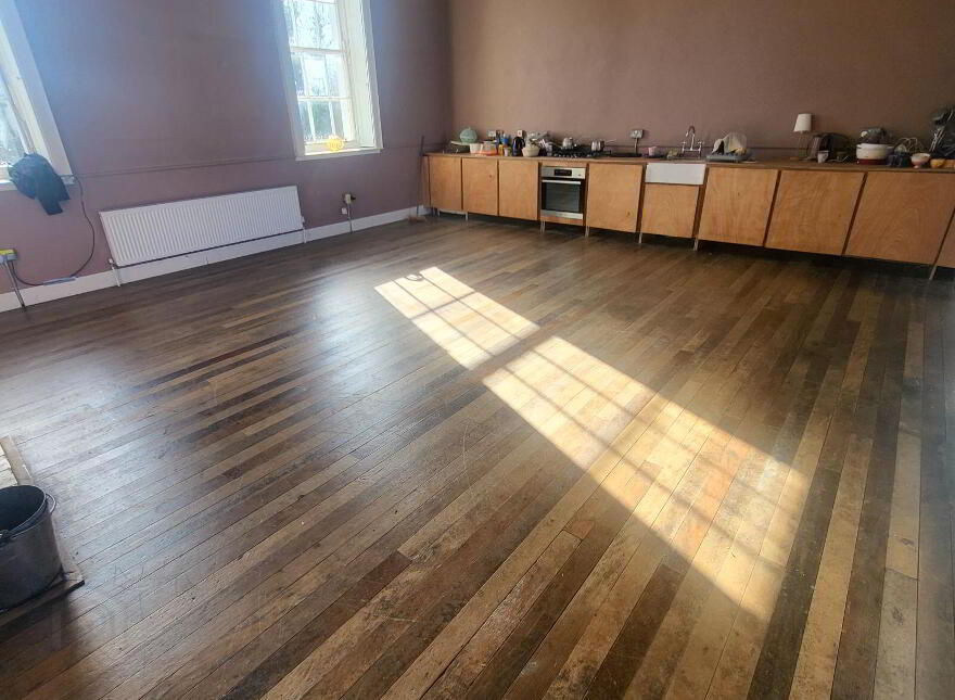 Lakeview School, Cloongarvan, Hill Street, F42N938