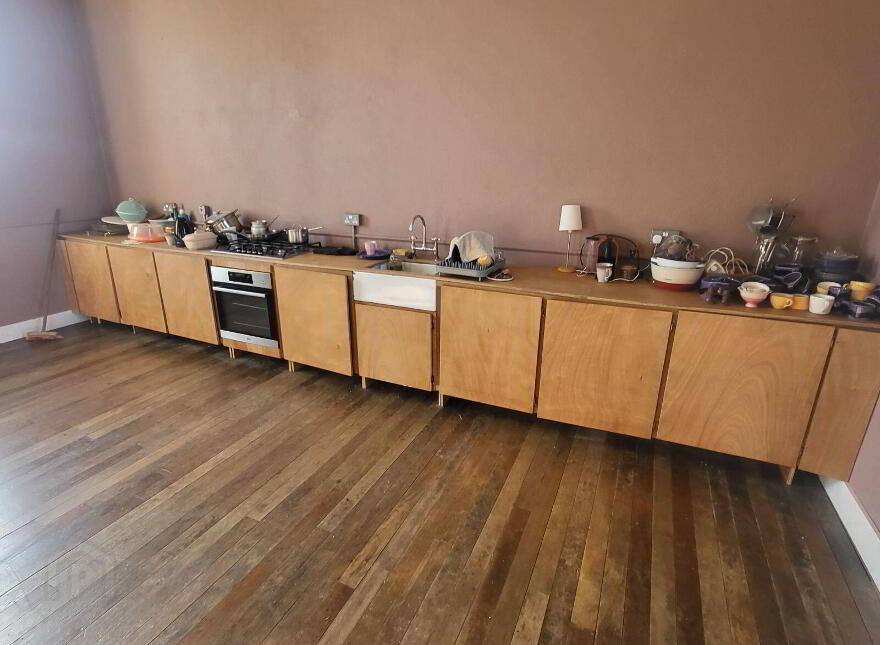 Lakeview School, Cloongarvan, Hill Street, F42N938
