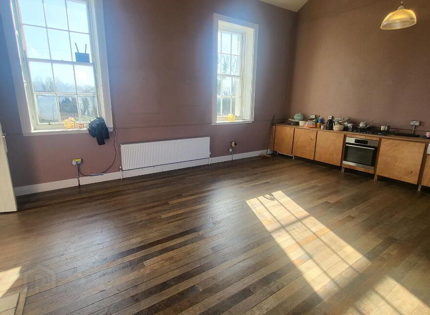 Lakeview School, Cloongarvan, Hill Street, F42N938