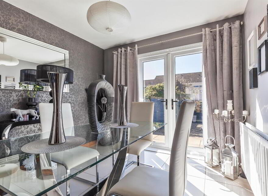 12 Greenland Grove, Larne, BT40 1DP