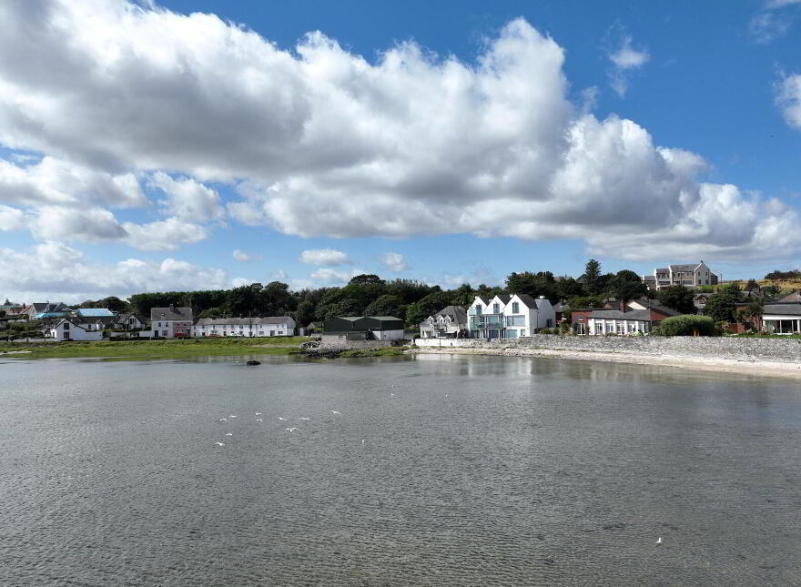 Sea Beach, Sandymount, Blackrock, A91N274