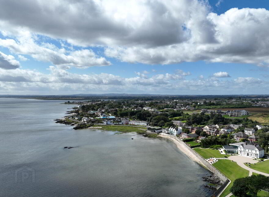 Sea Beach, Sandymount, Blackrock, A91N274