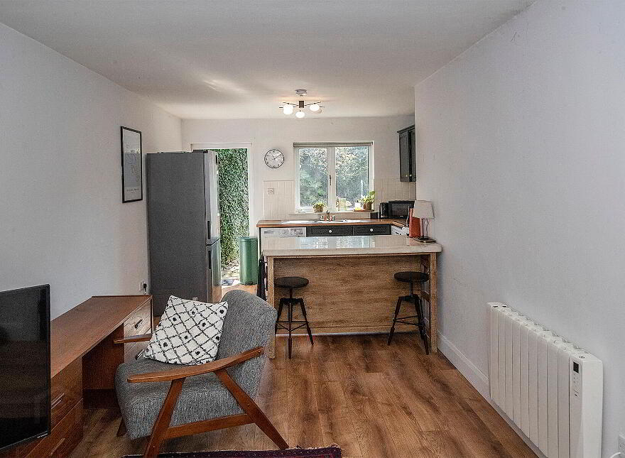 6 King Street Lower, Abbeyside, Dungarvan, X35E825