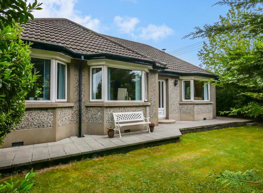 688 Saintfield Road, Carryduff, Belfast, BT8 8BU