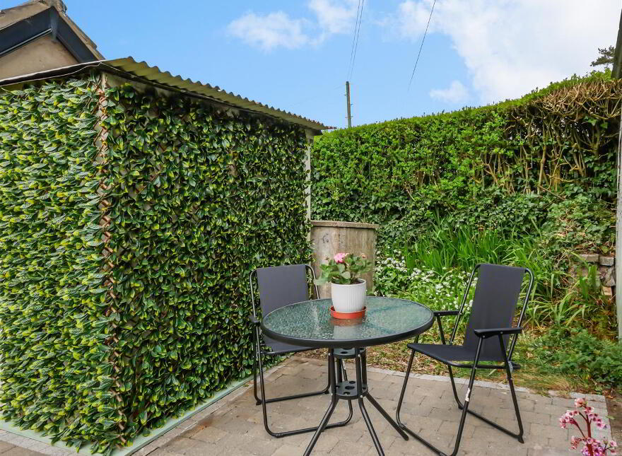 688 Saintfield Road, Carryduff, Belfast, BT8 8BU