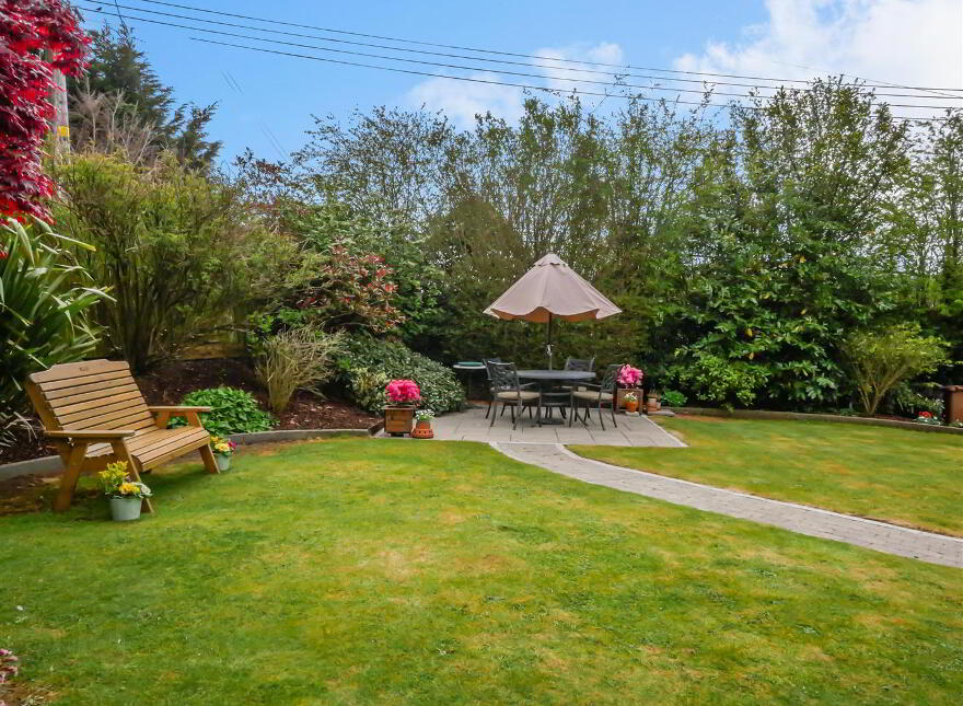 688 Saintfield Road, Carryduff, Belfast, BT8 8BU