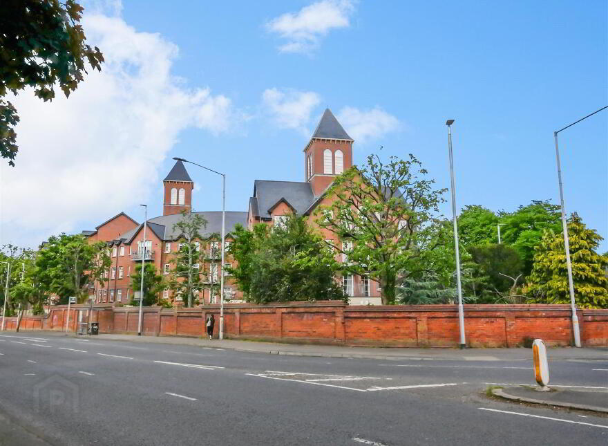 Apt 56, Bell Towers South, Ravenhill Road, Belfast, BT6 0GR
