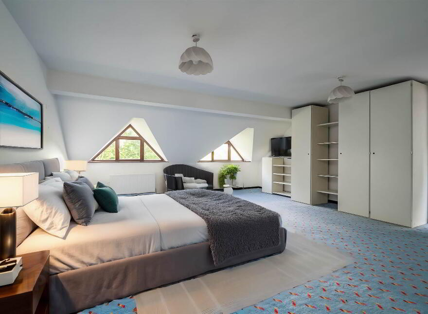 93 Dunmurry Lane, Dunmurry, Belfast, BT17 9JS