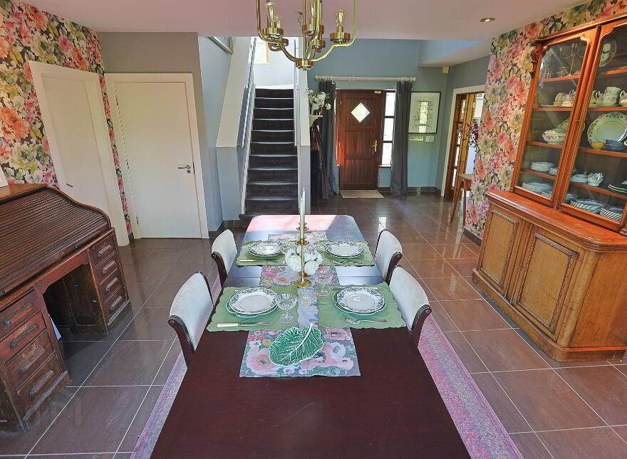 27 Glen Road, Dromore, BT25 1JX