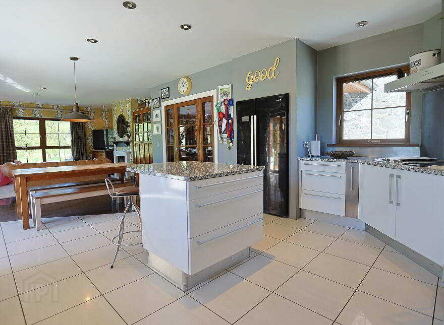 27 Glen Road, Dromore, BT25 1JX