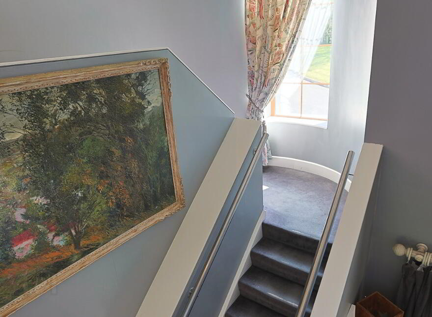 27 Glen Road, Dromore, BT25 1JX
