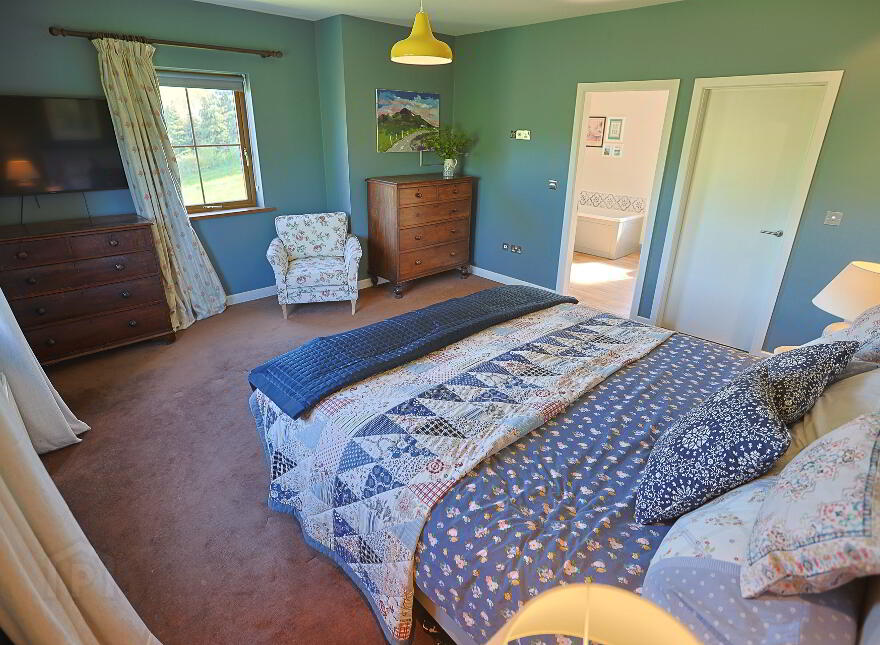 27 Glen Road, Dromore, BT25 1JX