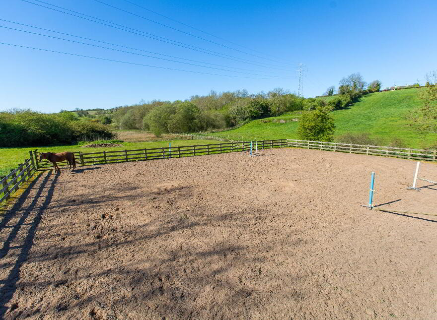 27 Glen Road, Dromore, BT25 1JX