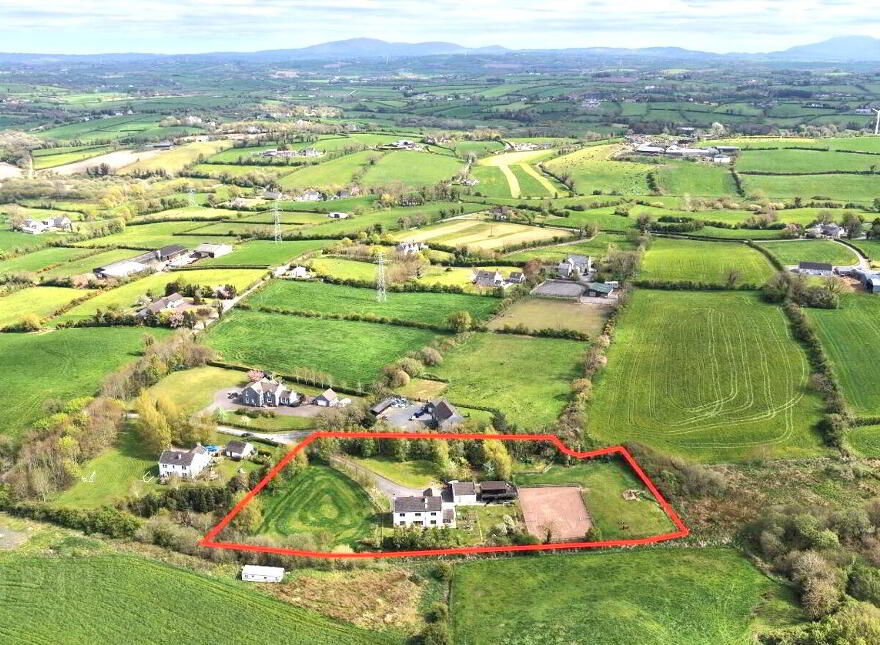 27 Glen Road, Dromore, BT25 1JX