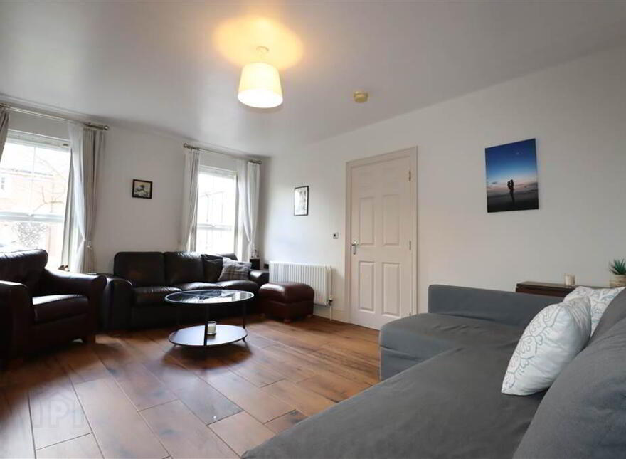 19 Lady Wallace Road, Lisburn, BT28 3WS