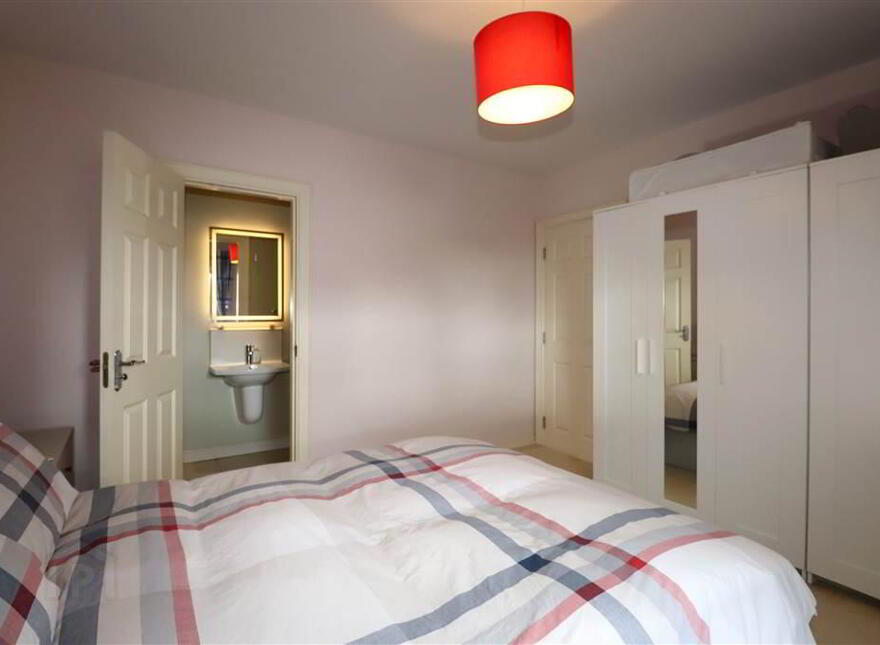 19 Lady Wallace Road, Lisburn, BT28 3WS