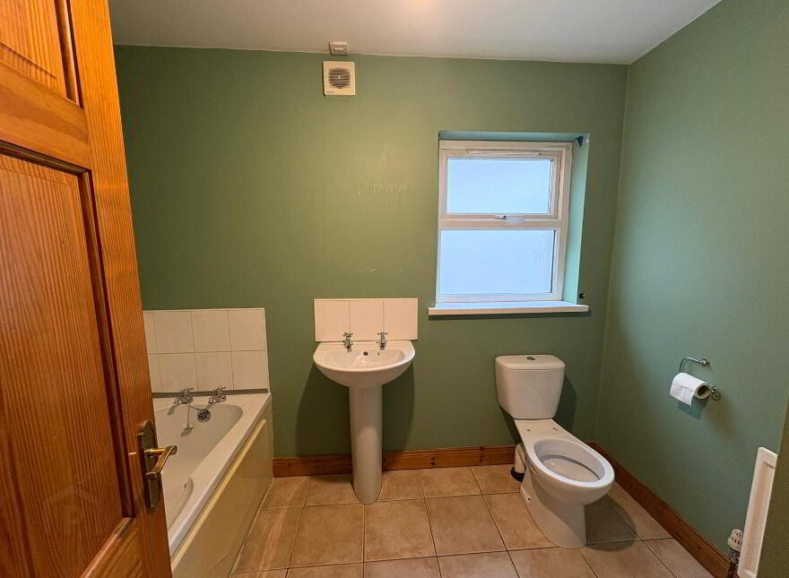 78 Elm Wood Green, Castlederg, BT81 7GZ