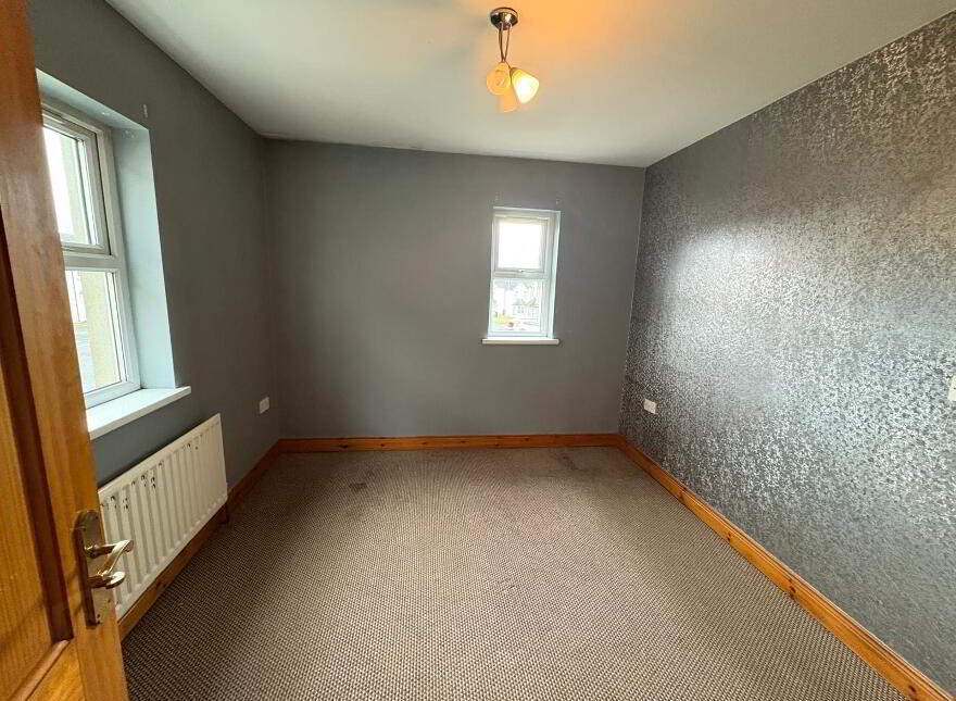 78 Elm Wood Green, Castlederg, BT81 7GZ