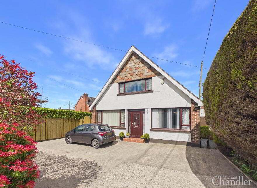 31 Hillsborough Road, Carryduff, Belfast, BT8 8HS