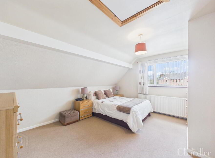 31 Hillsborough Road, Carryduff, Belfast, BT8 8HS