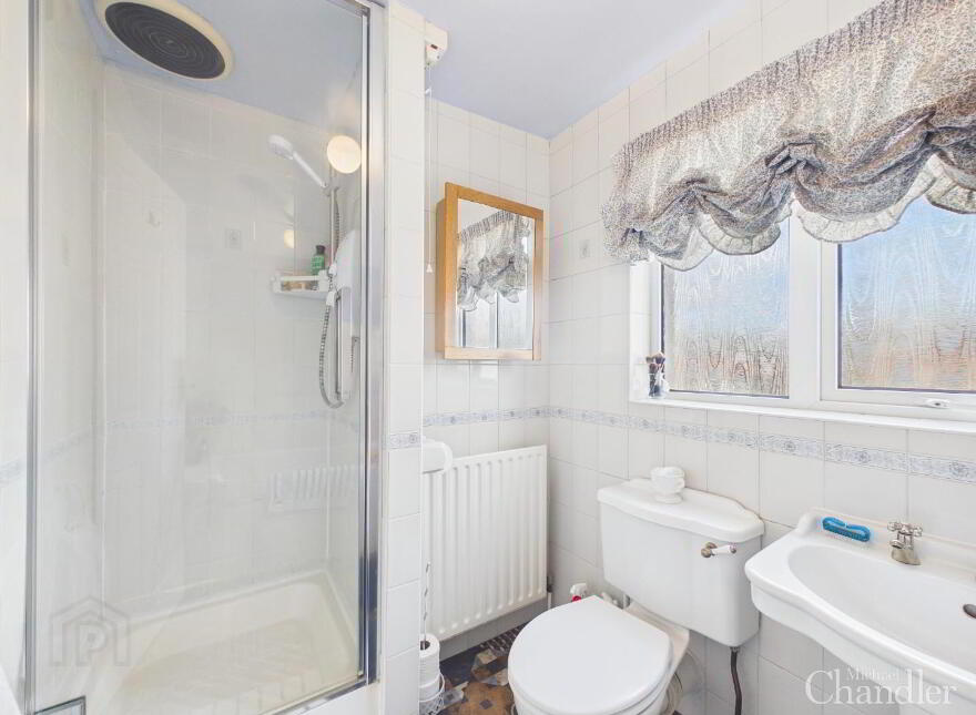 31 Hillsborough Road, Carryduff, Belfast, BT8 8HS
