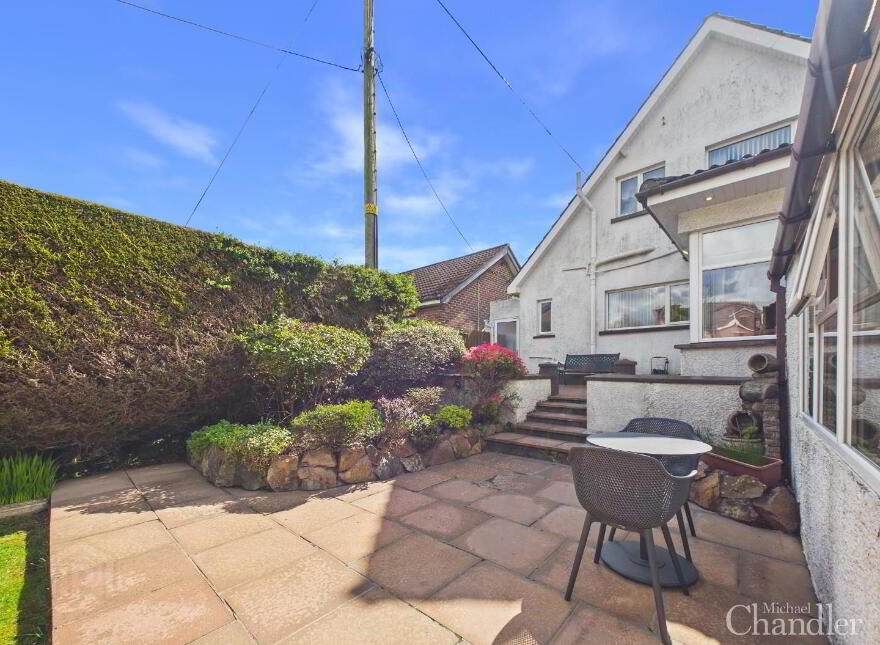31 Hillsborough Road, Carryduff, Belfast, BT8 8HS
