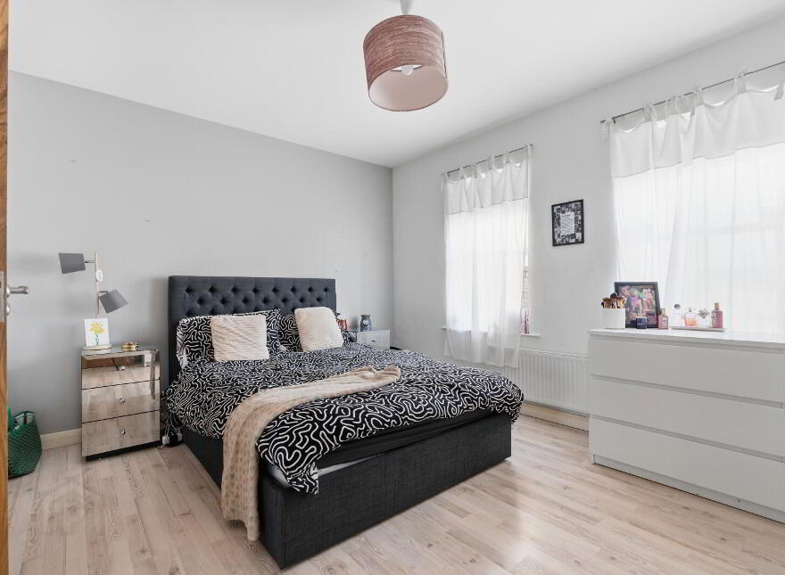 200 Scrabo Road, Newtownards, BT23 4SJ