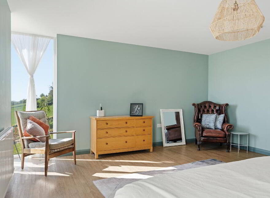 200 Scrabo Road, Newtownards, BT23 4SJ