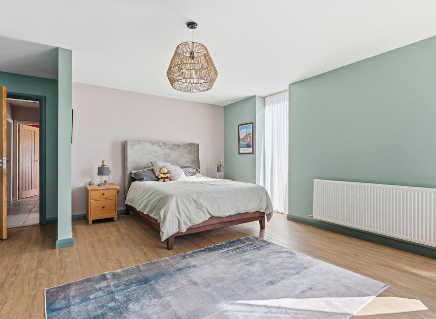 200 Scrabo Road, Newtownards, BT23 4SJ