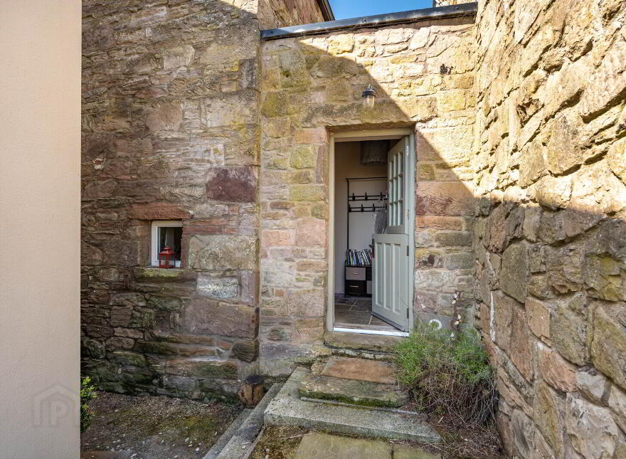 200 Scrabo Road, Newtownards, BT23 4SJ