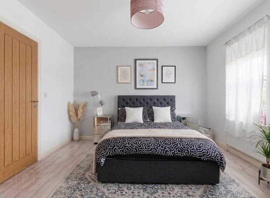 200 Scrabo Road, Newtownards, BT23 4SJ