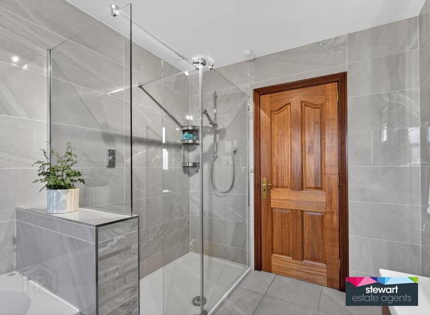 42 Langtry Lodge, Backwood Road, Moira, BT67 0GT
