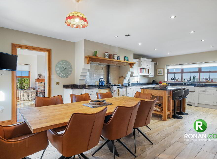 17 Carrigullin Road, Strabane, BT82 8PA