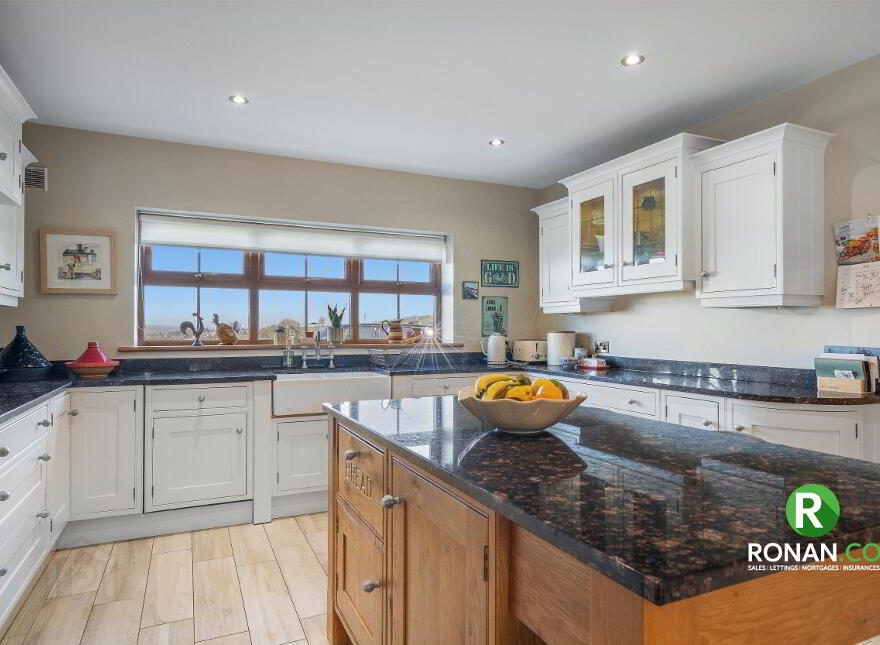 17 Carrigullin Road, Strabane, BT82 8PA