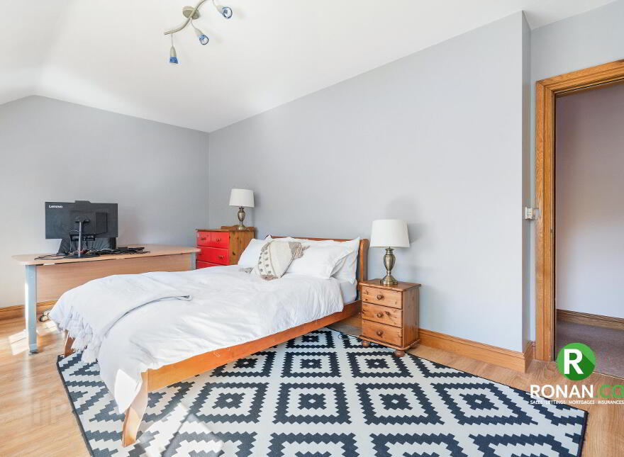 17 Carrigullin Road, Strabane, BT82 8PA