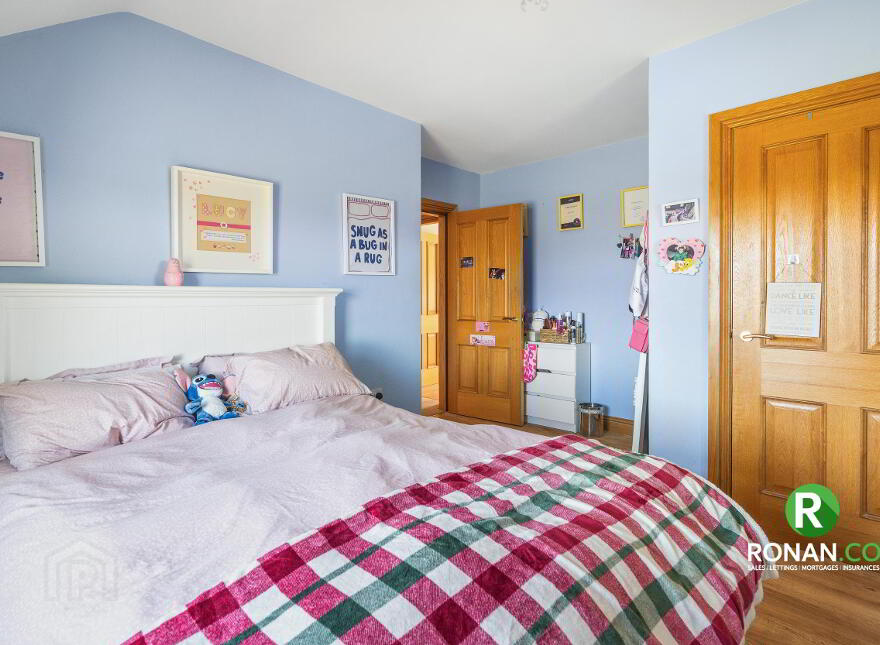17 Carrigullin Road, Strabane, BT82 8PA