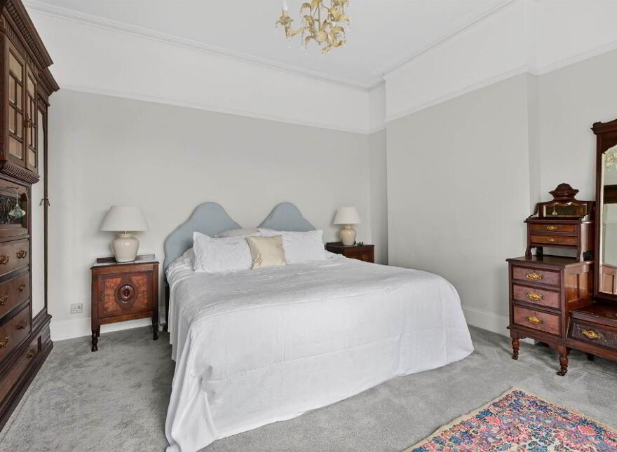 Thornlea, 14 Malone Park, Belfast, BT9 6NH