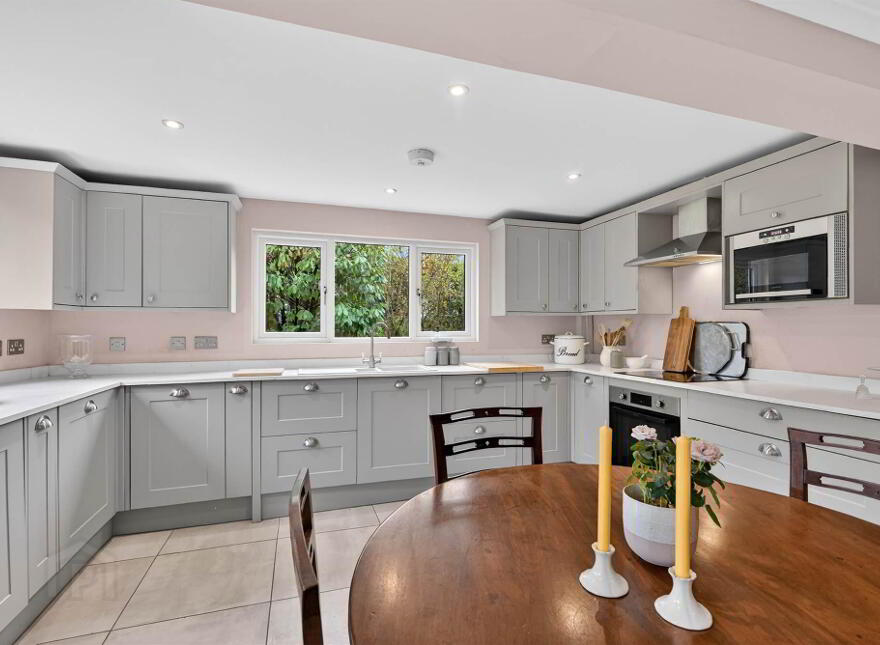 Thornlea, 14 Malone Park, Belfast, BT9 6NH