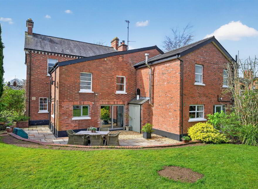 Thornlea, 14 Malone Park, Belfast, BT9 6NH