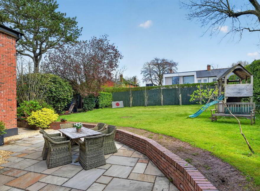 Thornlea, 14 Malone Park, Belfast, BT9 6NH