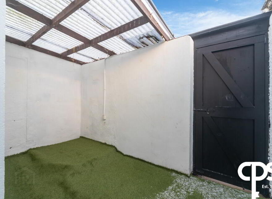 21 Edenderry Village, Belfast, BT8 8LG