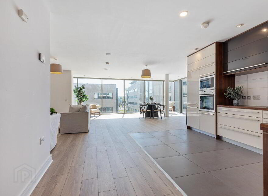 Apartment 5.16 The Arc 2E Queens Road, Belfast, BT3 9FE