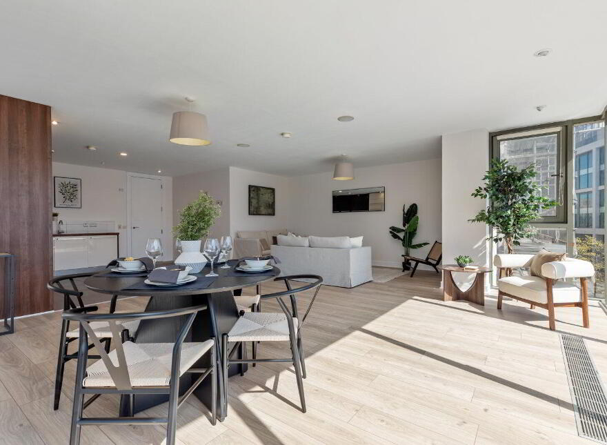 Apartment 5.16 The Arc 2E Queens Road, Belfast, BT3 9FE