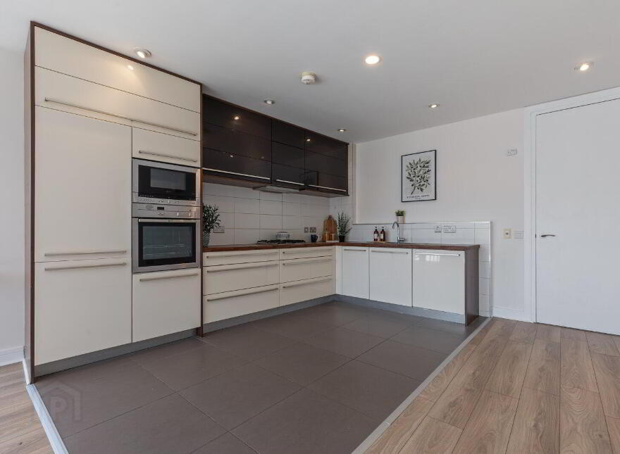 Apartment 5.16 The Arc 2E Queens Road, Belfast, BT3 9FE