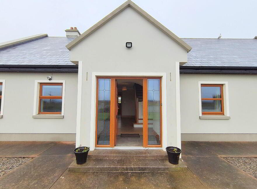 House, C. 5.6 Acres, Moveen, Kilkee, V15TX07