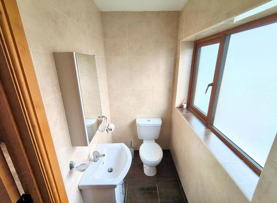 House, C. 5.6 Acres, Moveen, Kilkee, V15TX07